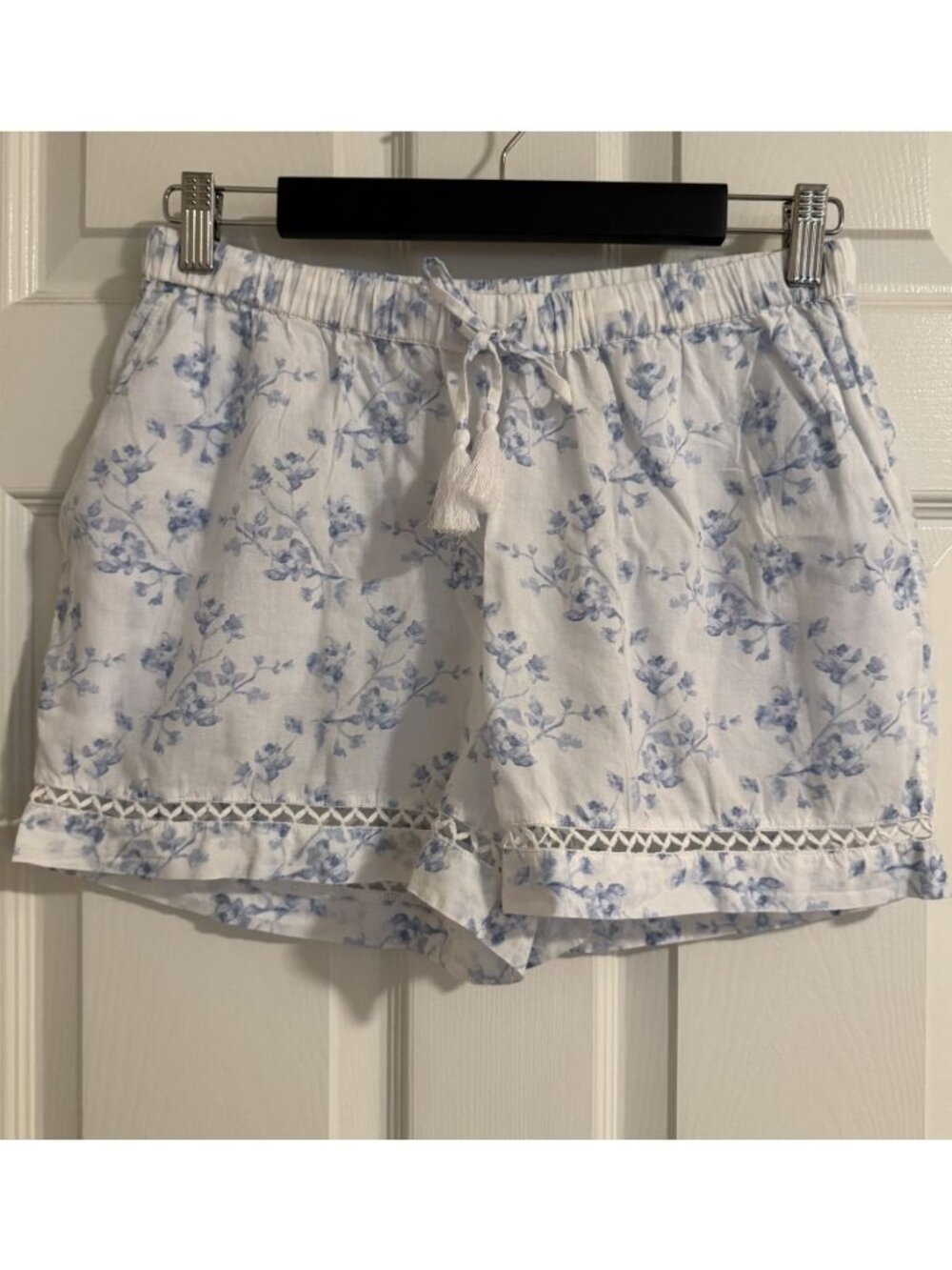NWT Caroline Constas New York White Blue Floral Lace Trim Cami and Shorts Set - Picture 3 of 11